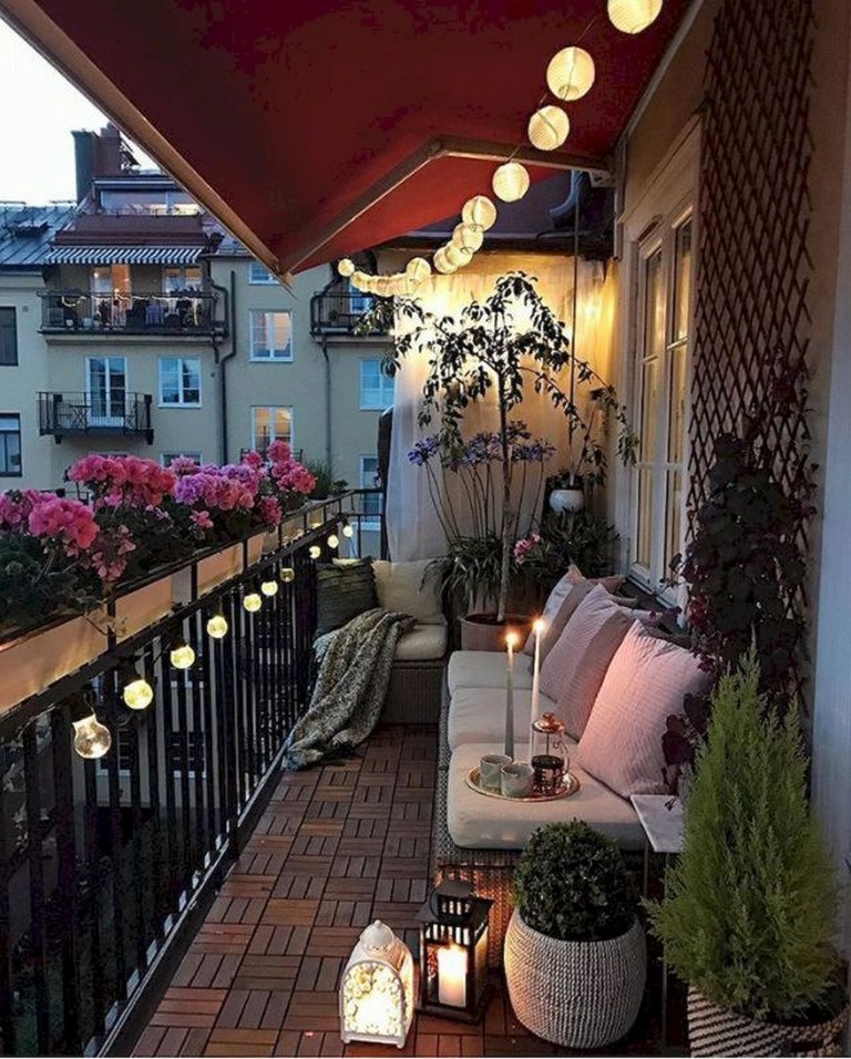 80 Best Small Apartment Balcony Decorating Ideas Page 14 Of 87