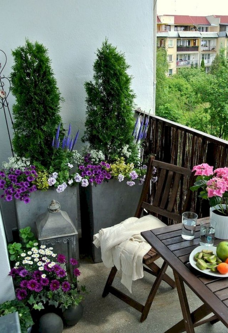 apartment balcony ideas