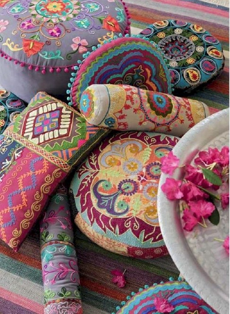 decorative pillow 