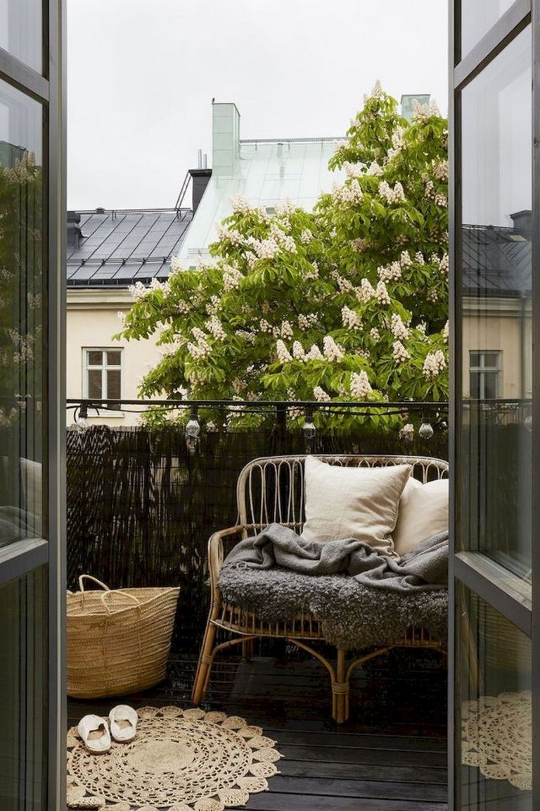 80+ Best Small Apartment Balcony Decorating Ideas - Page 53 of 87