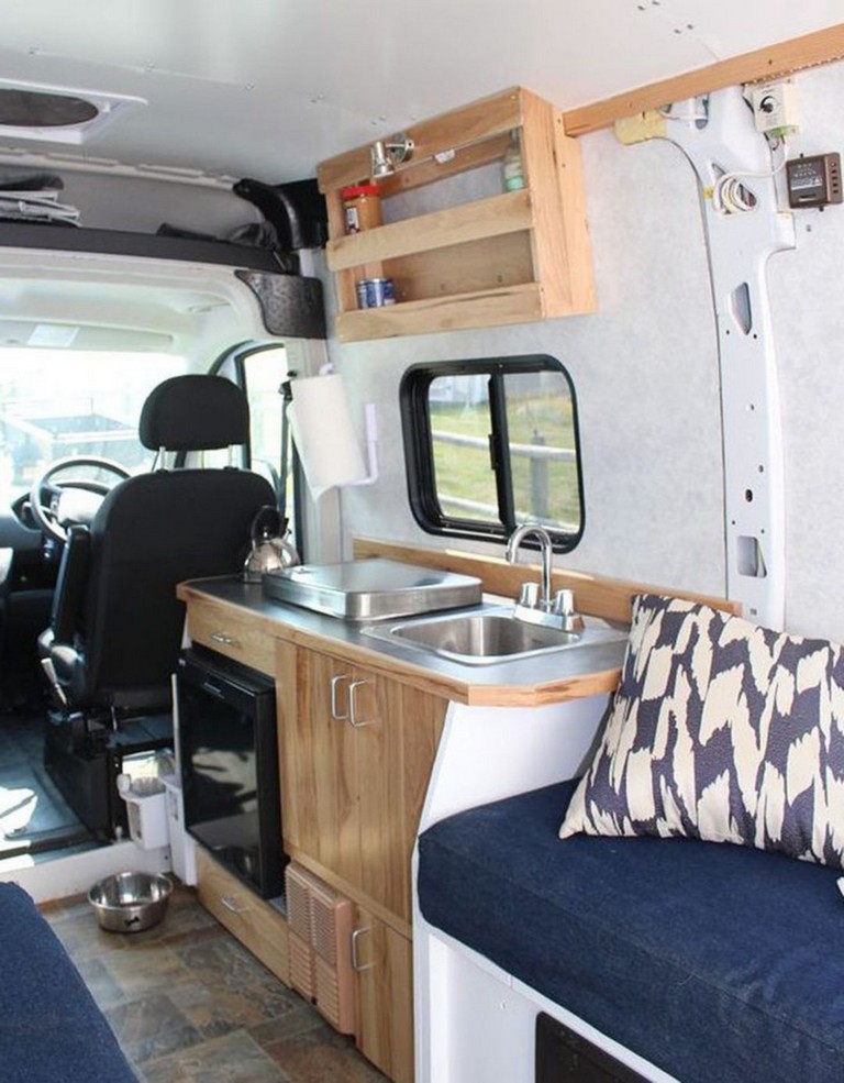 25+ Top Cargo Van Camper Conversion Ideas For Cozy Summer - Page 5 of 27